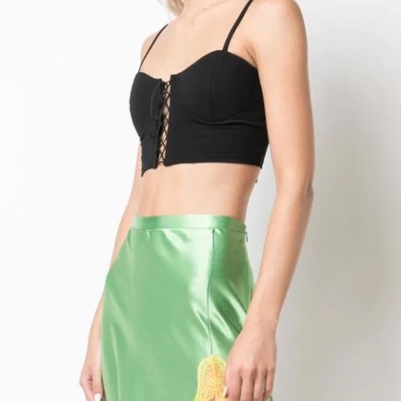 CALLIPYGIAN TIE FRONT BRA CROP TOP (BEIGE) - Picture 5 of 6